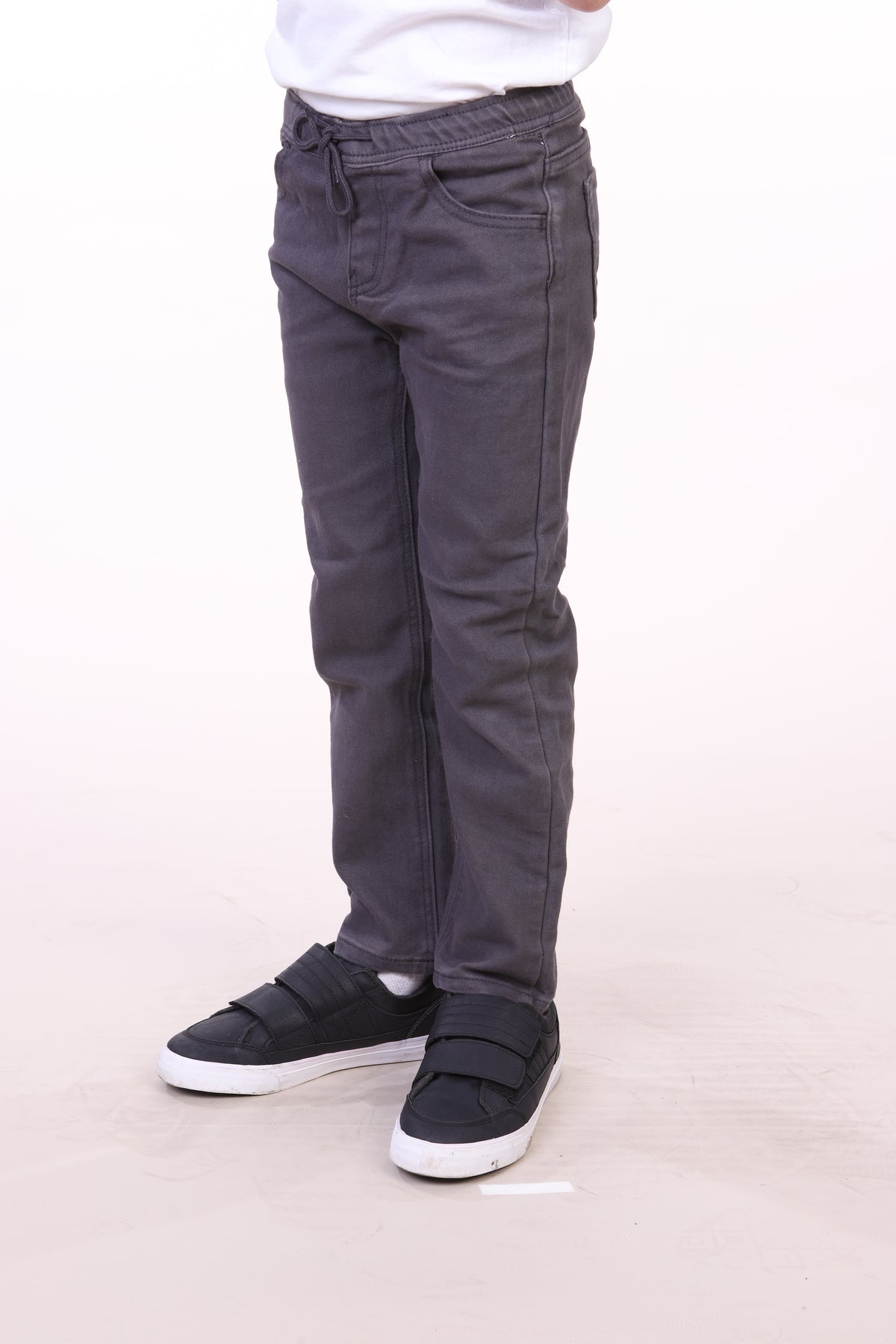 Oscar Kids KA4522 boys' skinny jeans in dark gray, side view