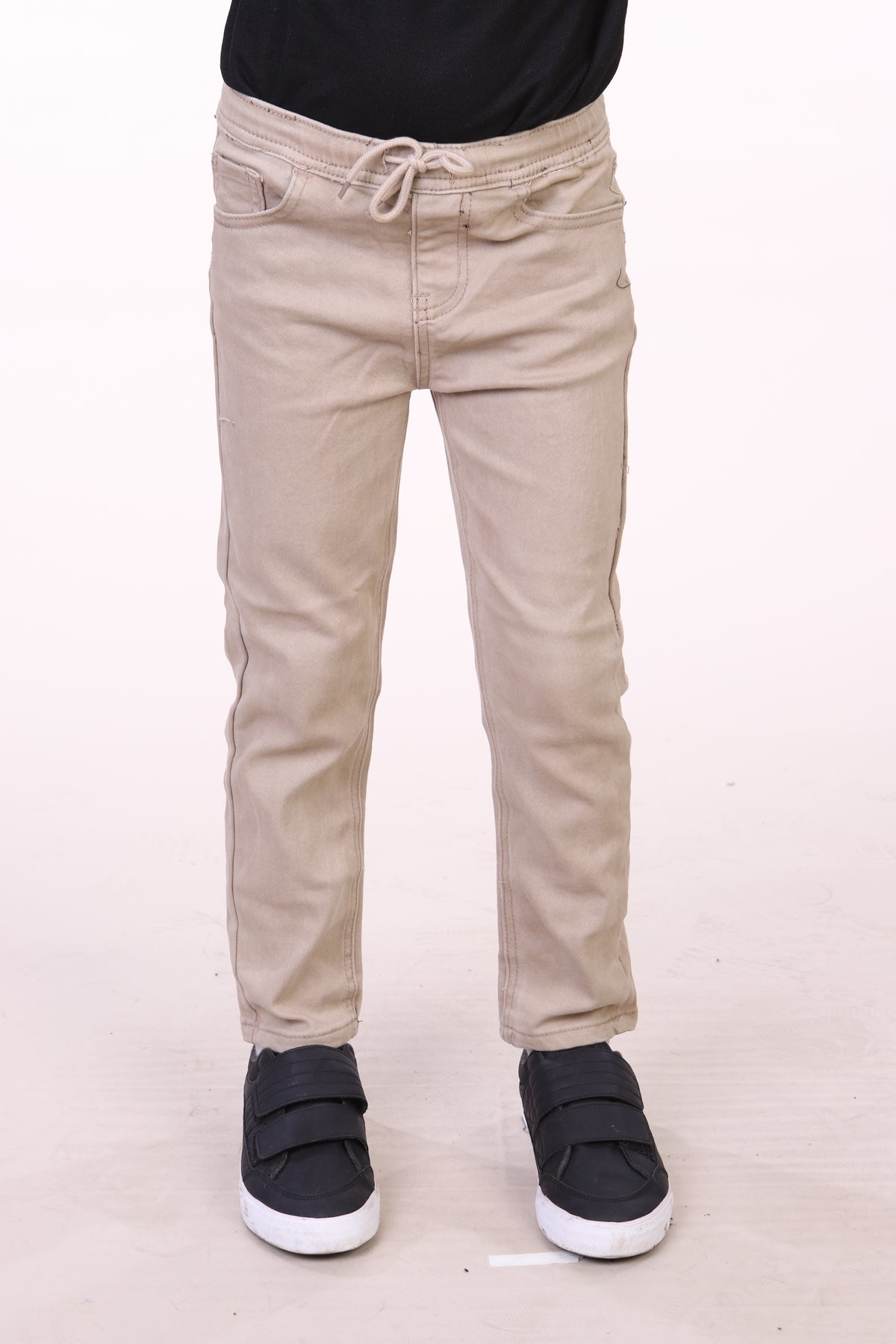 Oscar Kids KA4522 boys' skinny jeans in khaki, front view