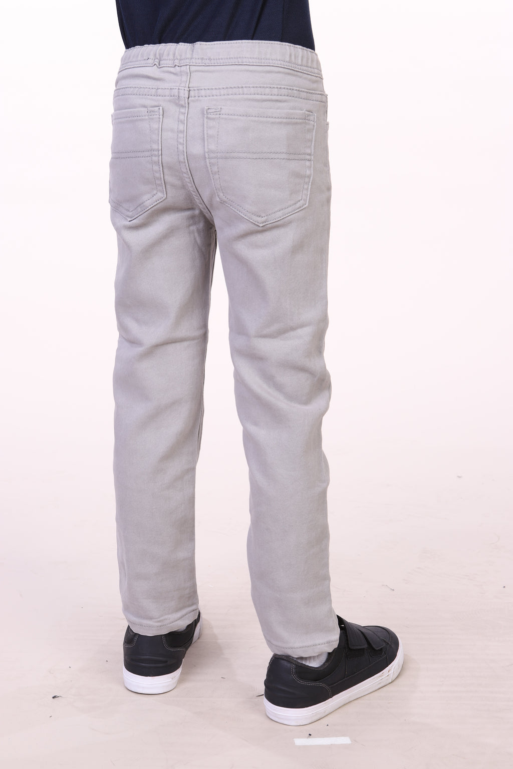 Oscar Kids KA4522 boys' skinny jeans in light gray, back view